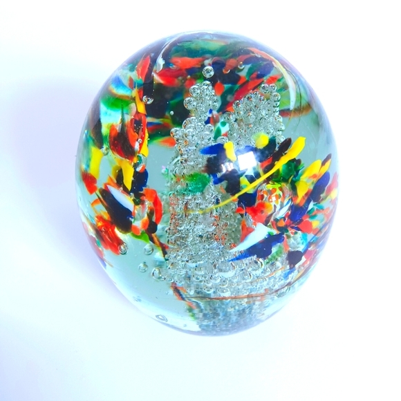 Two Vintage Murano Blown Glass Paper Weights - Picture 6 of 7